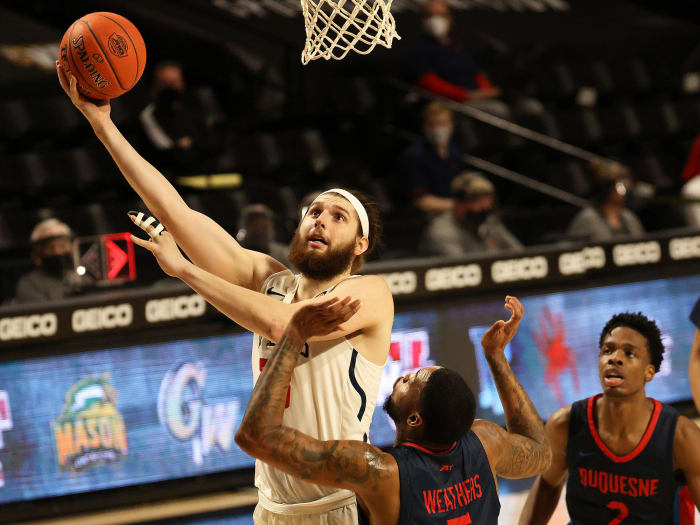 Richmond's Grant Golden shoots